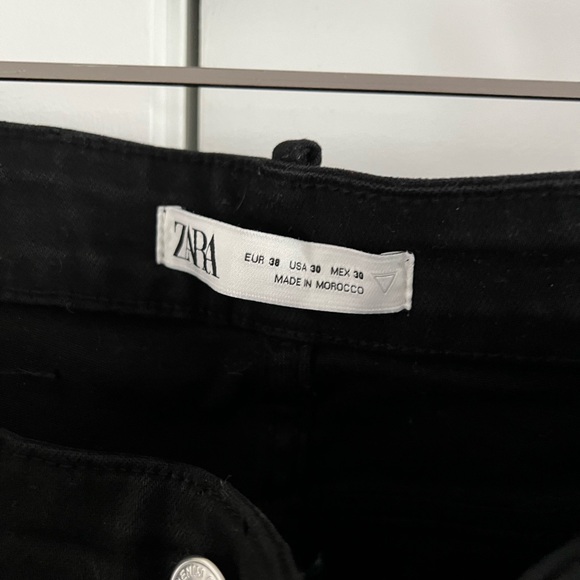 Zara Jeans - Picture 2 of 2